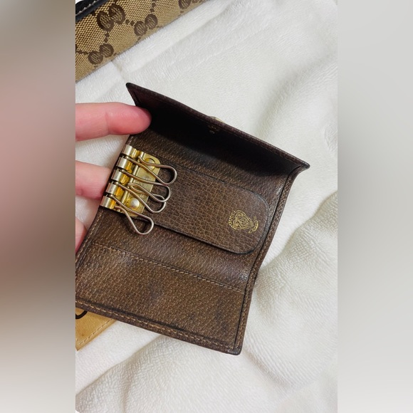 100% Authentic Verified Gucci Large Large D-Ring Hobo Wallet and Key Wallet - Picture 12 of 13